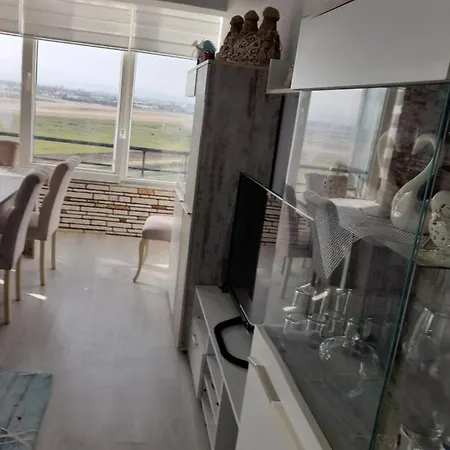 Lara Holiday Apartment *